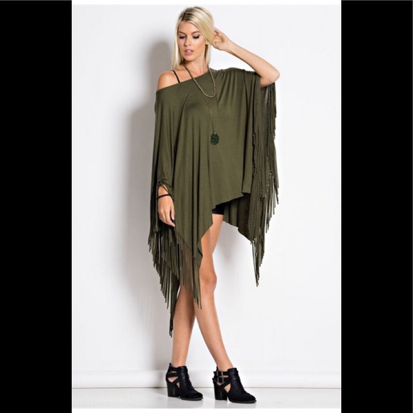 Poncho - Picture 5 of 5